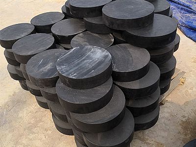 敖汉旗板式橡胶支座由若干层橡胶片与薄钢板经加压硫化